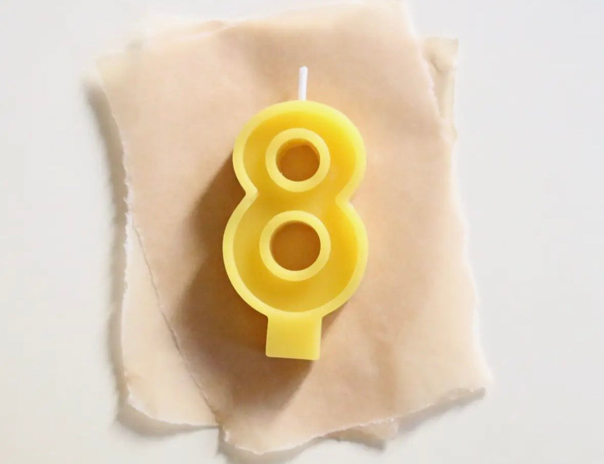 Beeswax number candle