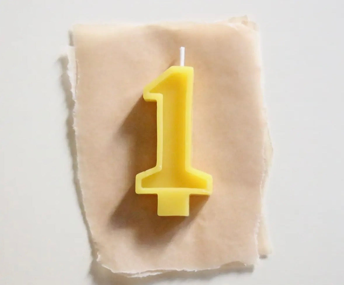 Beeswax number candle